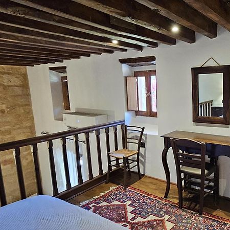 Villa Aphrodite Lindos Suites エクステリア 写真